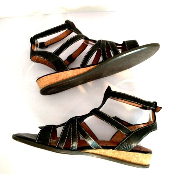 Indigo By Clarks Women Black Leather Double Ankle Strap Low Wedge Sandals -7.5 M - Picture 4 of 9